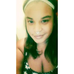 Meet your Posher, Aleida